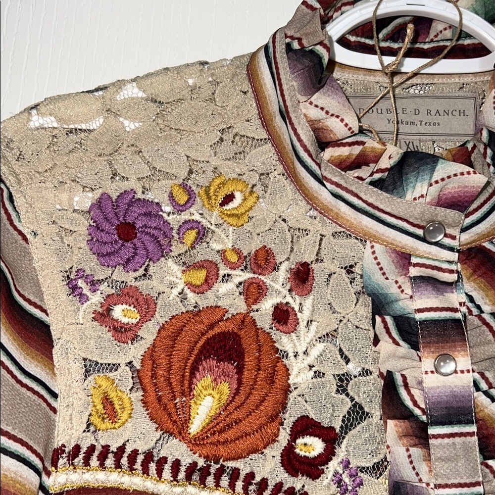 Double D Ranch “Hilda” Blouse Size XL - Picture 2 of 8